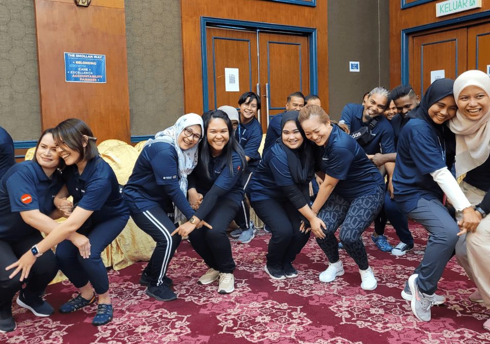 Empowering teamwork during HRDF team building session – Teamwork That Works